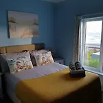 Idyllic Inchydoney Beach Cottage - Amazing Sea Views, Path To Beach!