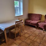 Sheraton Lodge Apartments T12E309
