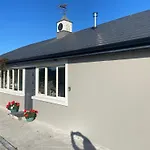 Meadowlane Lodge