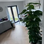 Double Bedroom With Private Bathroom Close To City Center