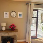 Beautiful & Quiet Countryside Setting In Kinsale