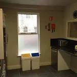 Oscar\'S Hostel