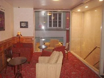 The Victoria Lodge