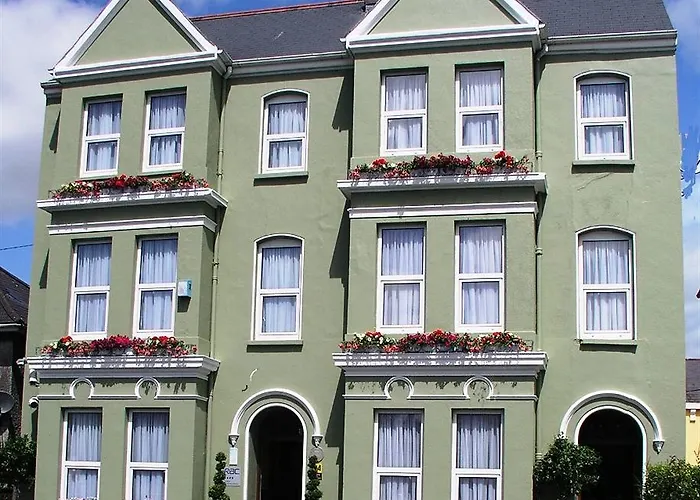 Garnish House