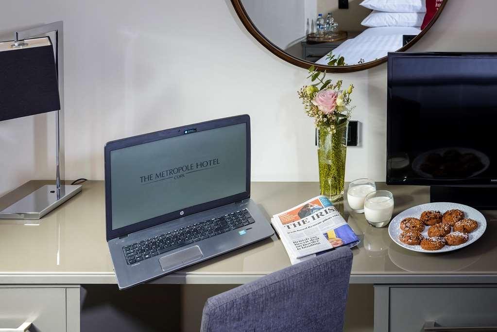 The Metropole 4*