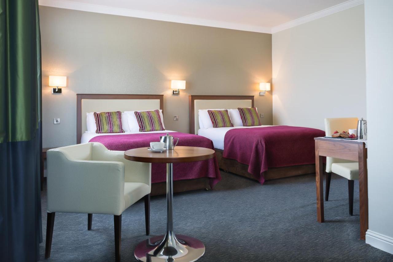Rochestown Park & Leisure Centre Hotel