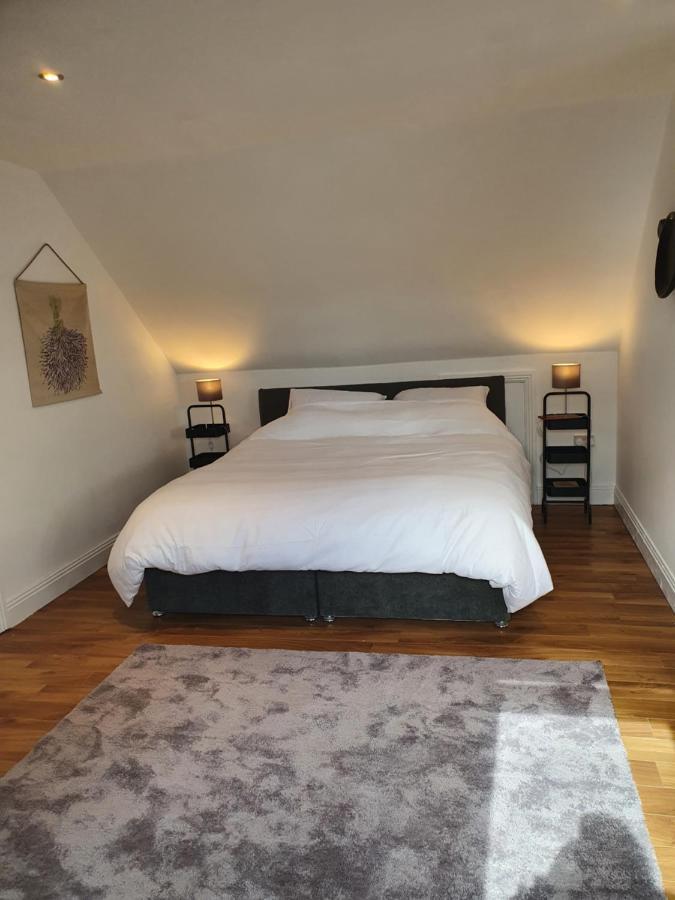 Captivating 1-bed In Cloyne Cork