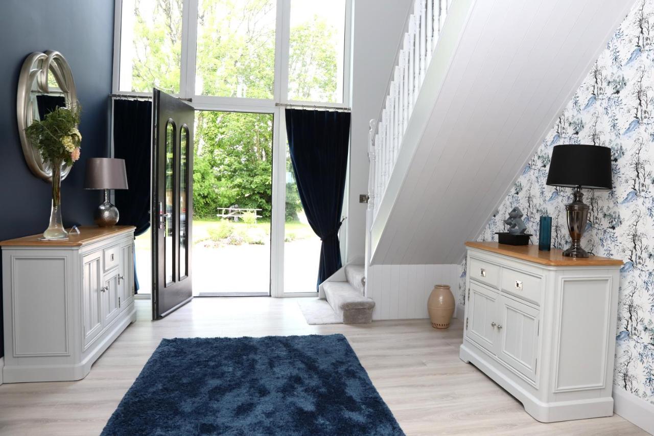 Willoughby House Bed & Breakfast *