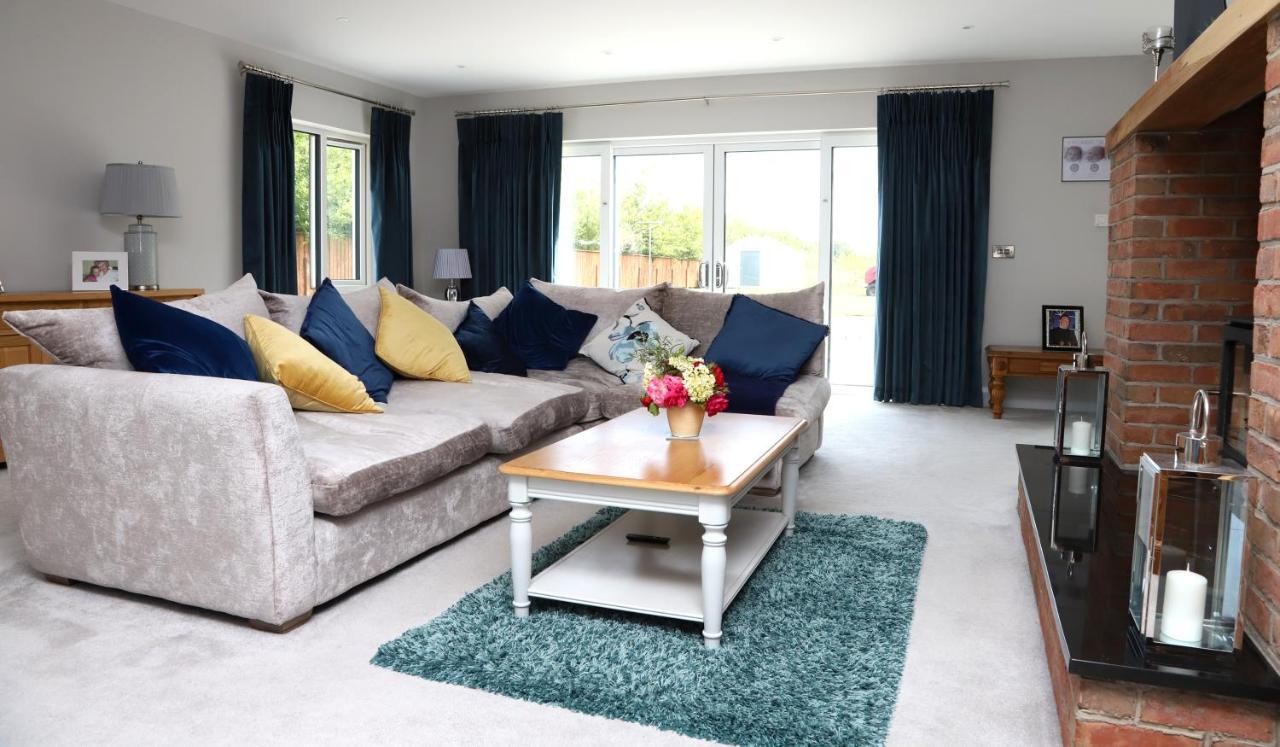 Willoughby House Bed & Breakfast