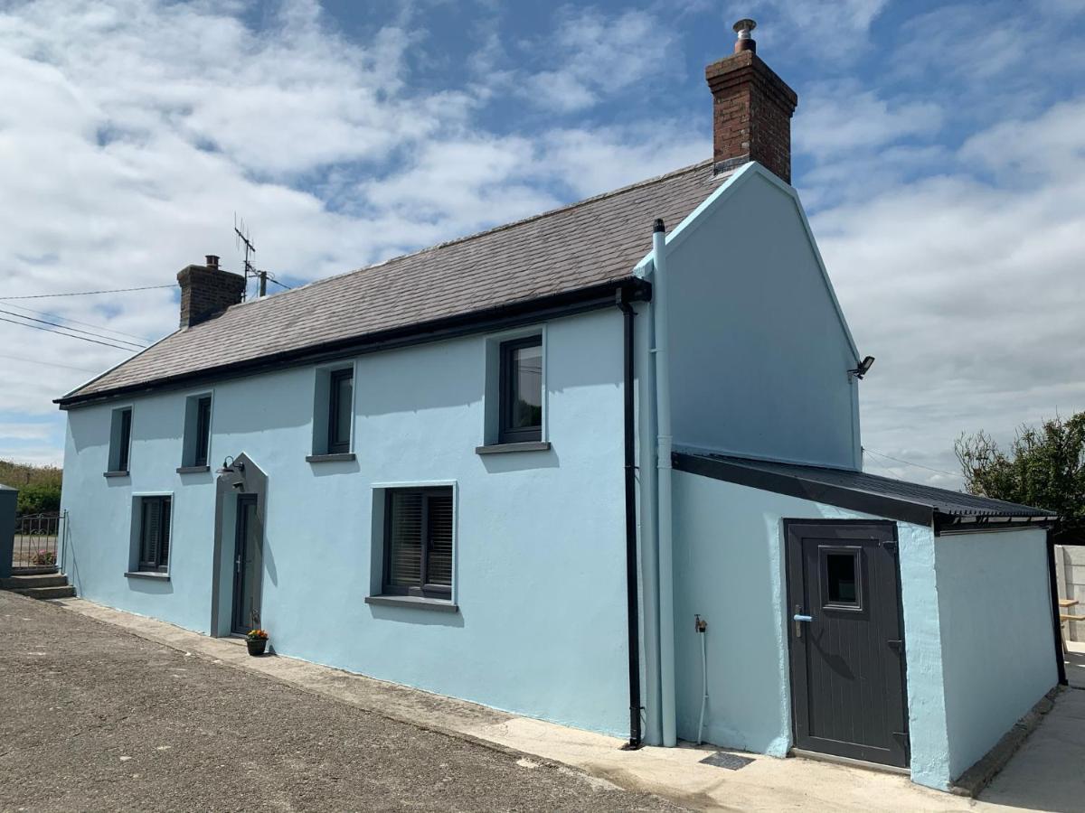 Holiday home Traditional Farm House In The Old Head Of Kinsale *