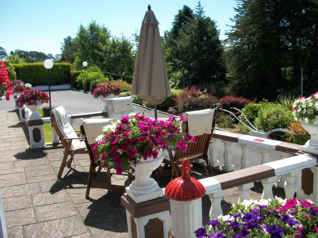 Bed & Breakfast The White House Cork