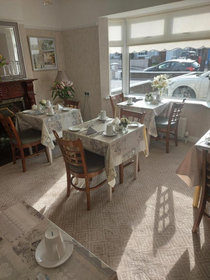 Blackrock Carole Ville Guesthouse Bed & Breakfast