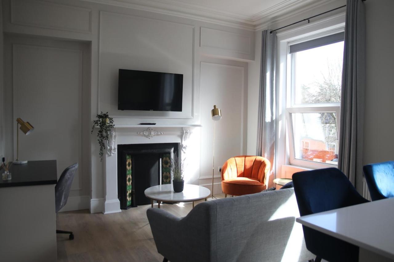 Crawford House- Scholarlee Living 3* Cork