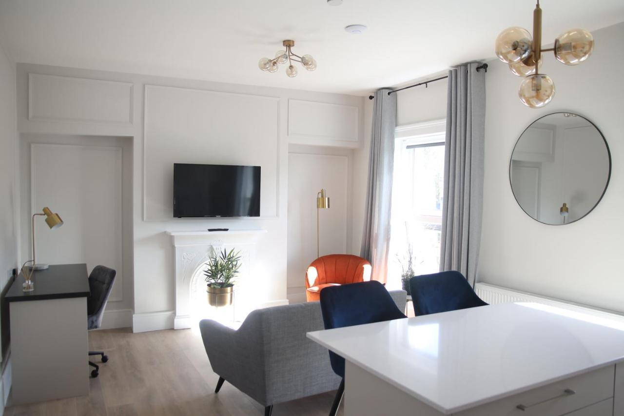 Crawford House- Scholarlee Living