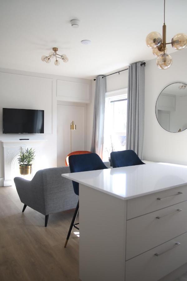 Crawford House- Scholarlee Living