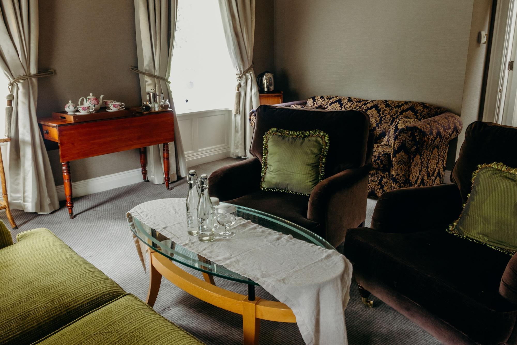 Maryborough & Hotel Cork