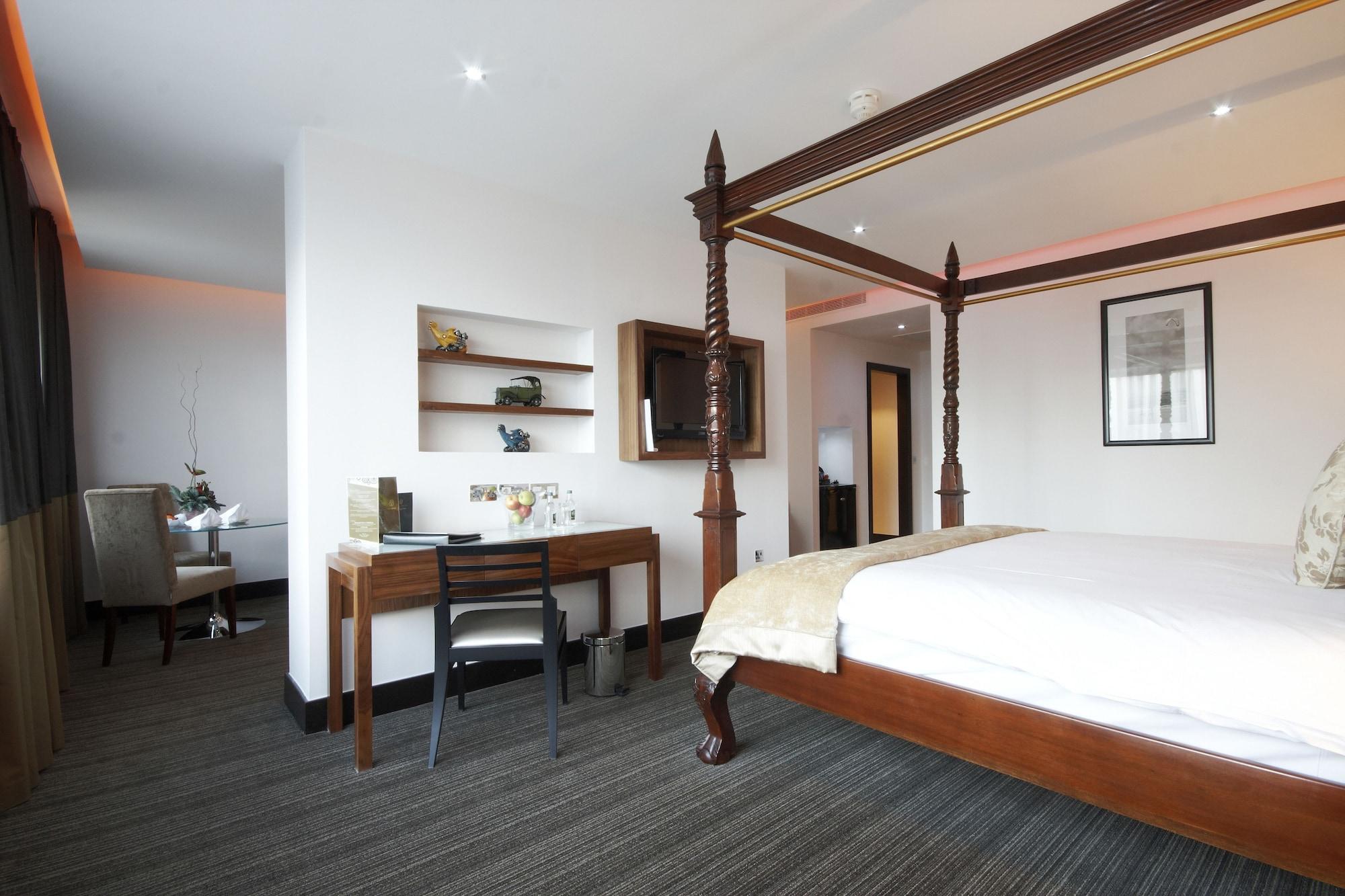 Hotel Rochestown Park & Leisure Centre 4*