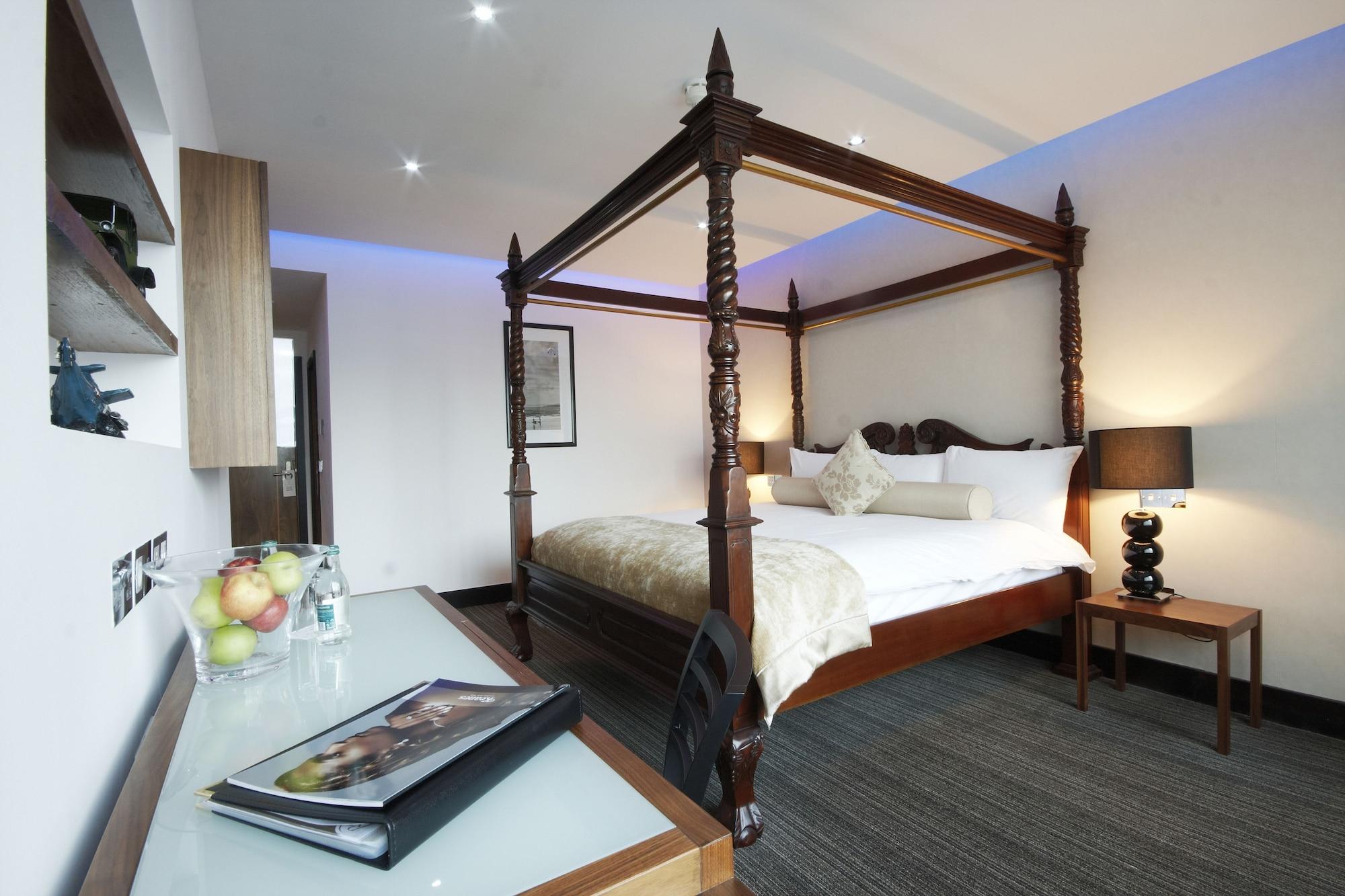 Rochestown Park & Leisure Centre 4*