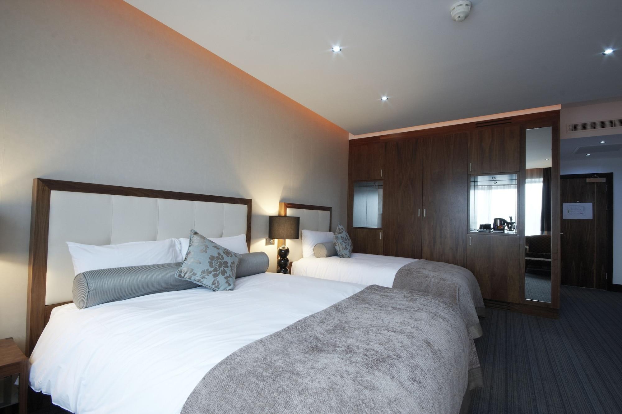 Rochestown Park & Leisure Centre 4* Cork