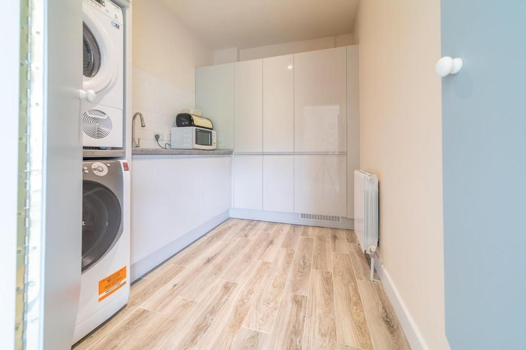 2 Bed Waterfront - Close To Courtmacsherry Holiday home