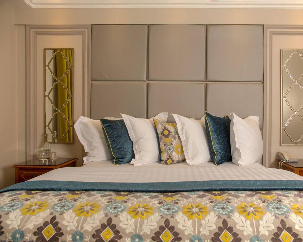 Hotel Cork's Vienna Woods &