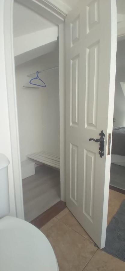 Up Stairs Double Innishannon Mariners Rest * Cork