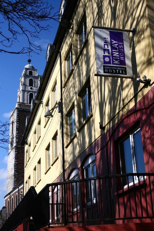 Kinlay House Hostel *