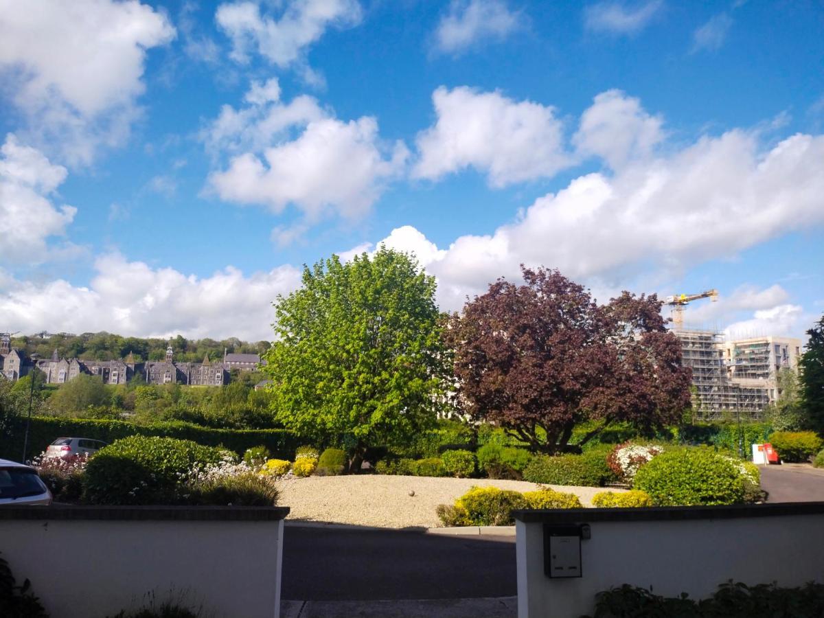 Crescent Homestay Cork
