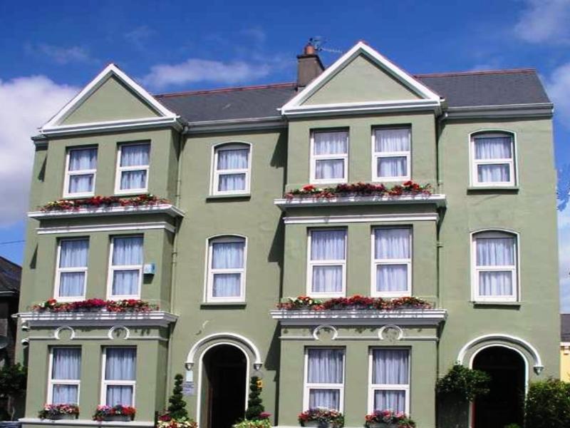 Garnish House