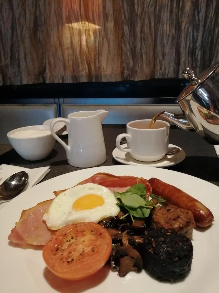 Hotel Maryborough & 4*