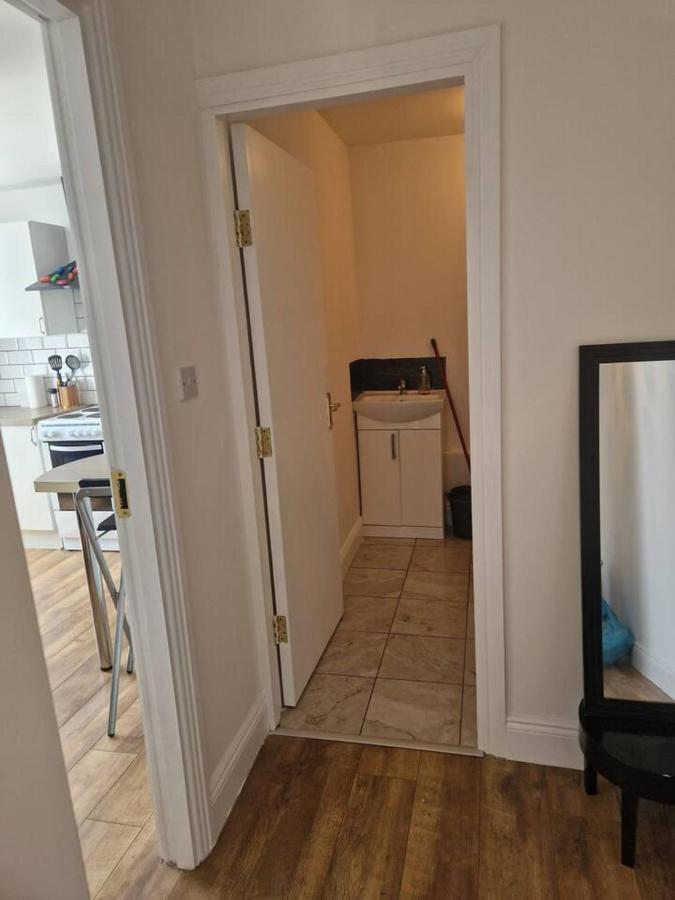 Beautiful 1-bed In *