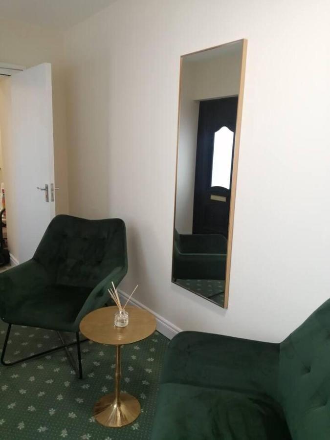 Apartment Charming 1-bed In Cork