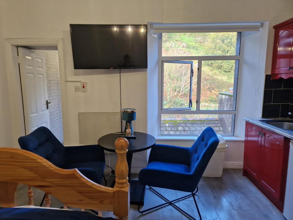 Apartment Ideal For Short -