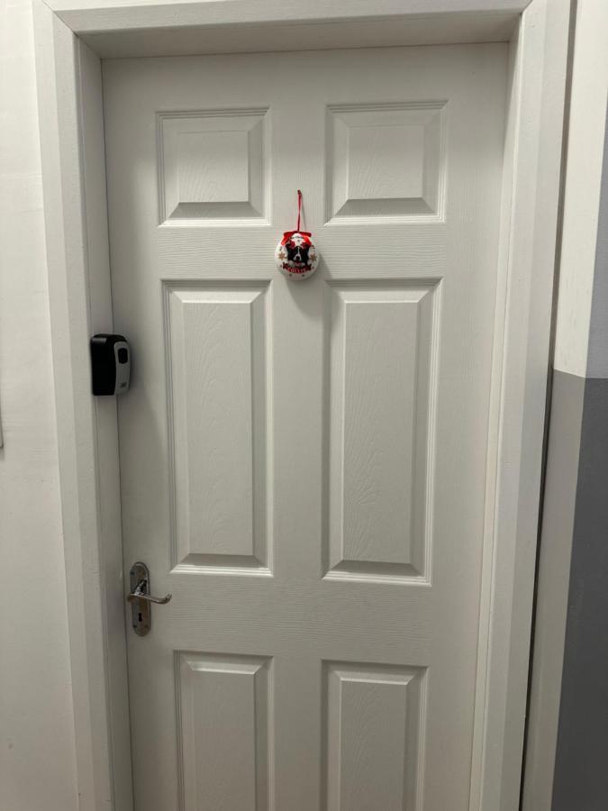 En-suite Single * Cork