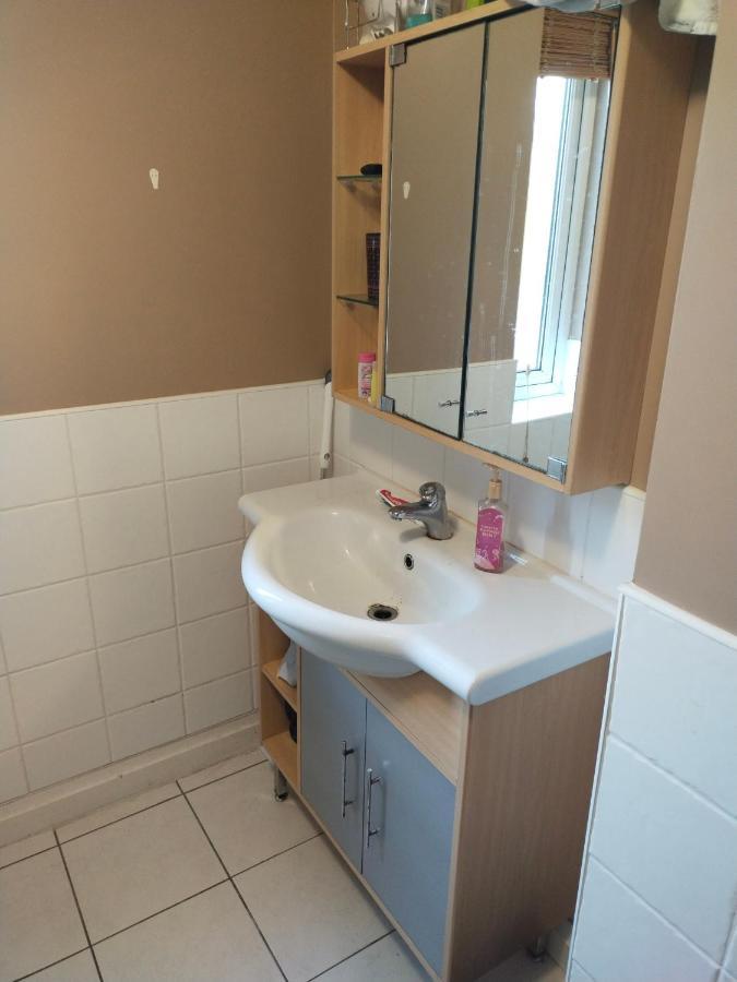 Crescent Homestay Homestay Cork