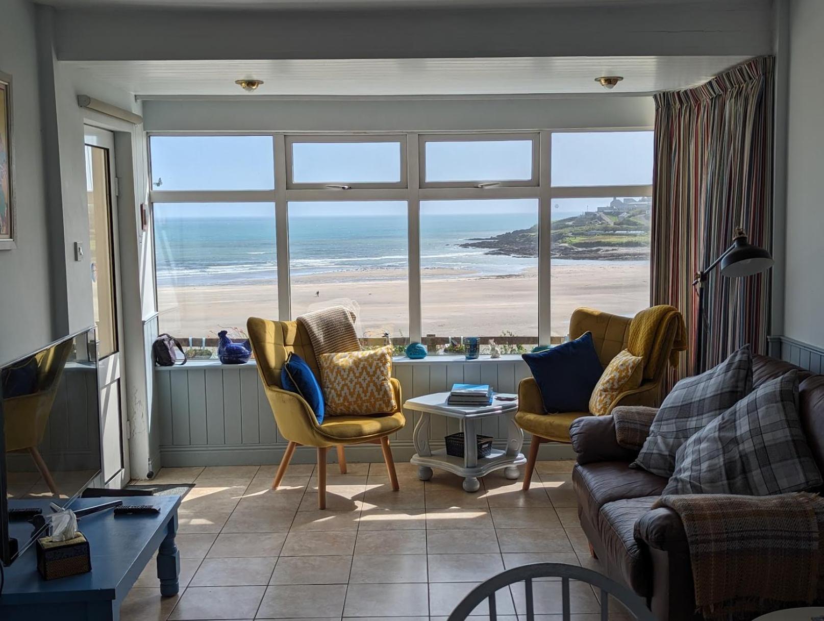 Holiday home Idyllic Inchydoney Beach - Amazing Sea Views, Path To Beach!