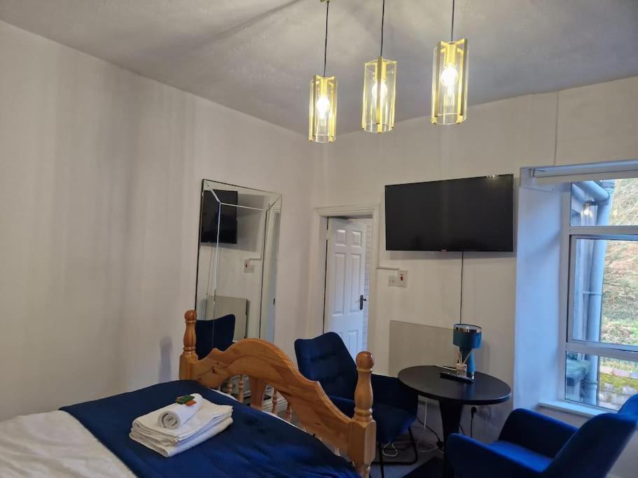 Ideal For Short Apartment *