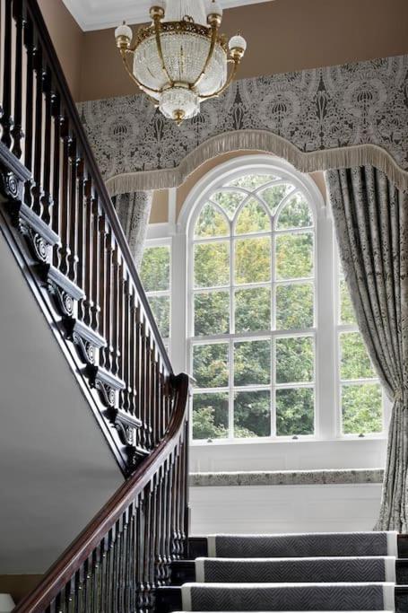 Villa Dripsey Castle Estate