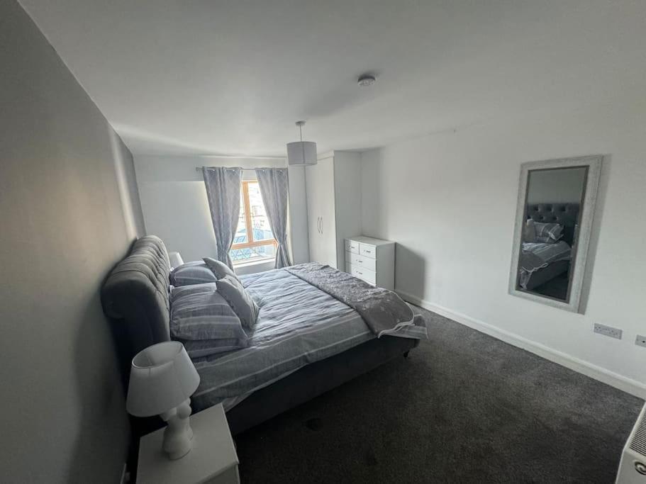 Apartment Luxury 2 Bed Fully Equipped Centre