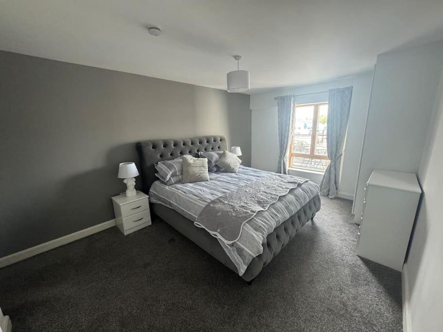 Apartment Luxury 2 Bed Fully Equipped Centre *