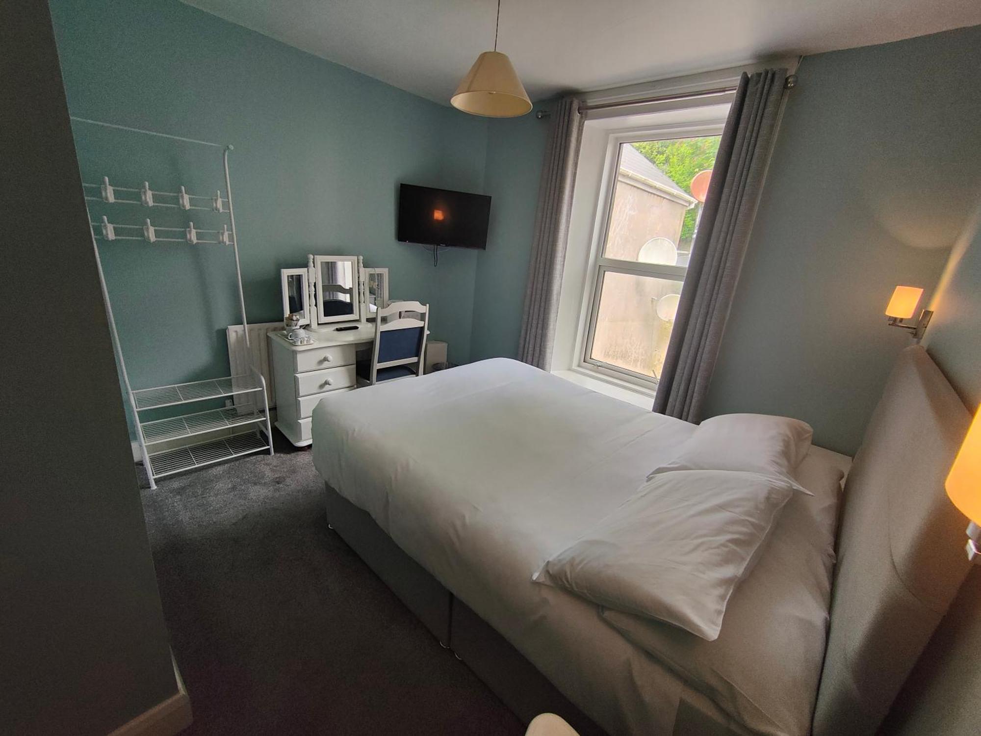Station View Tavern Hotel Cork
