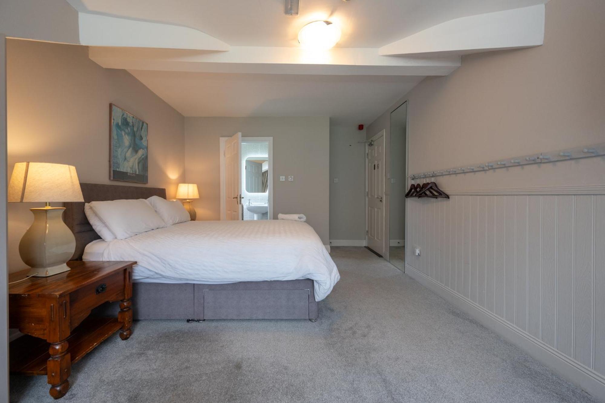 Coach Hill House Bed & Breakfast Cork