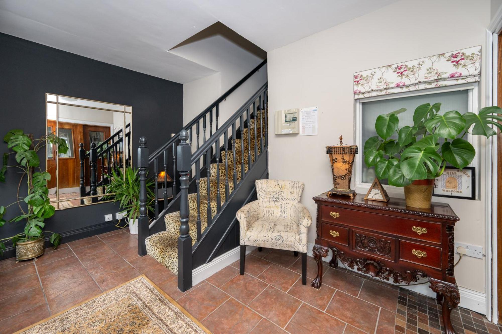 Coach Hill House Bed & Breakfast *