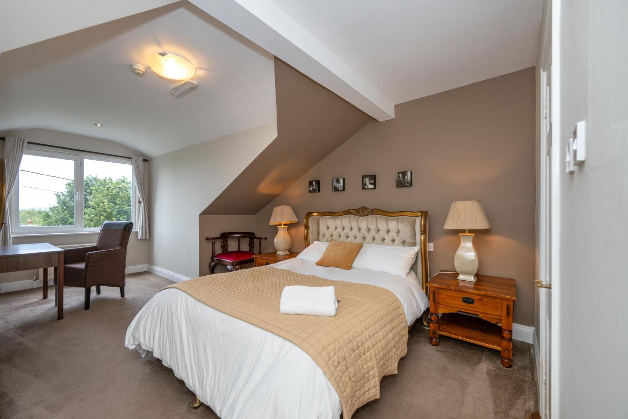 Coach Hill House * Cork