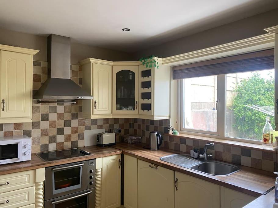 Holiday home Macroom Spacious Cosy 3 Bedroom *