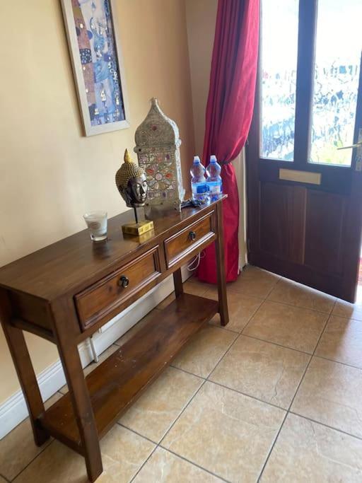Macroom Spacious Cosy 3 Bedroom