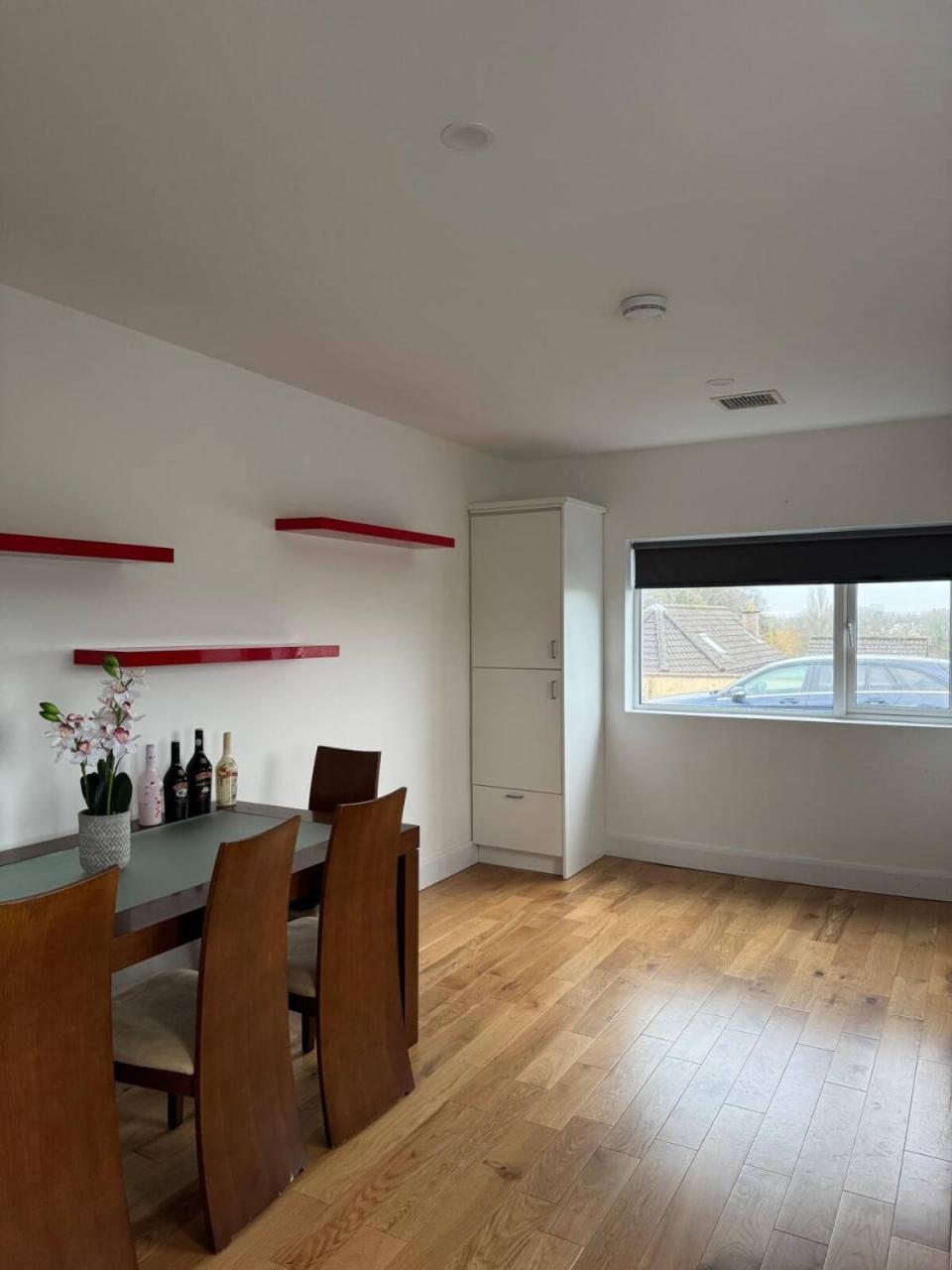 Arasan Le Radhairc Faoin Tuath Cork