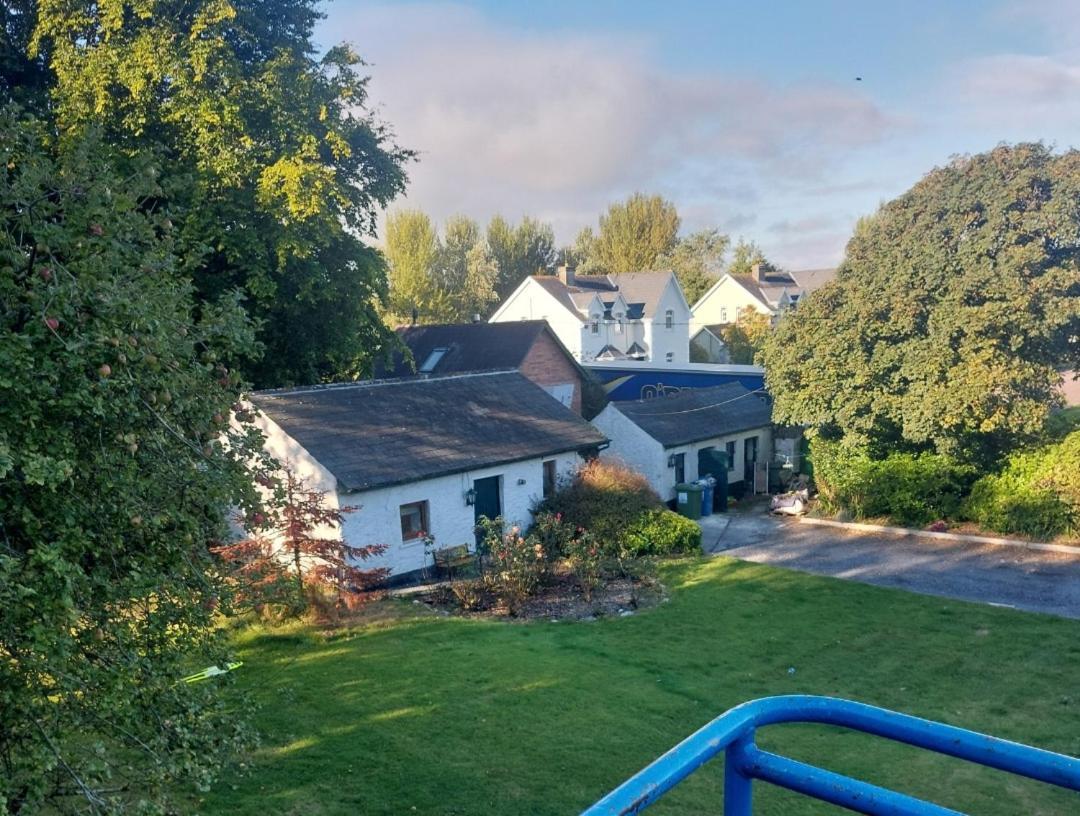 Cosy 2 Bed Next To Fota Wildlife Park
