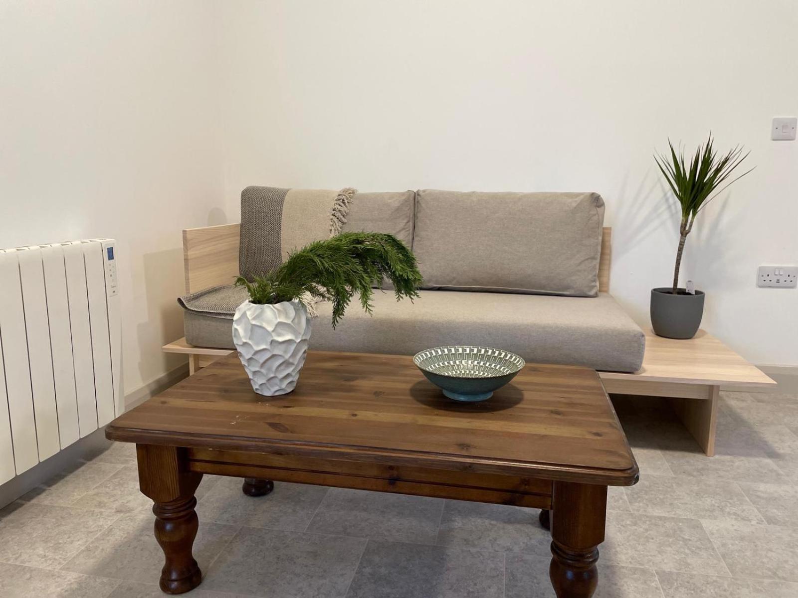 Iec Campus Apartment