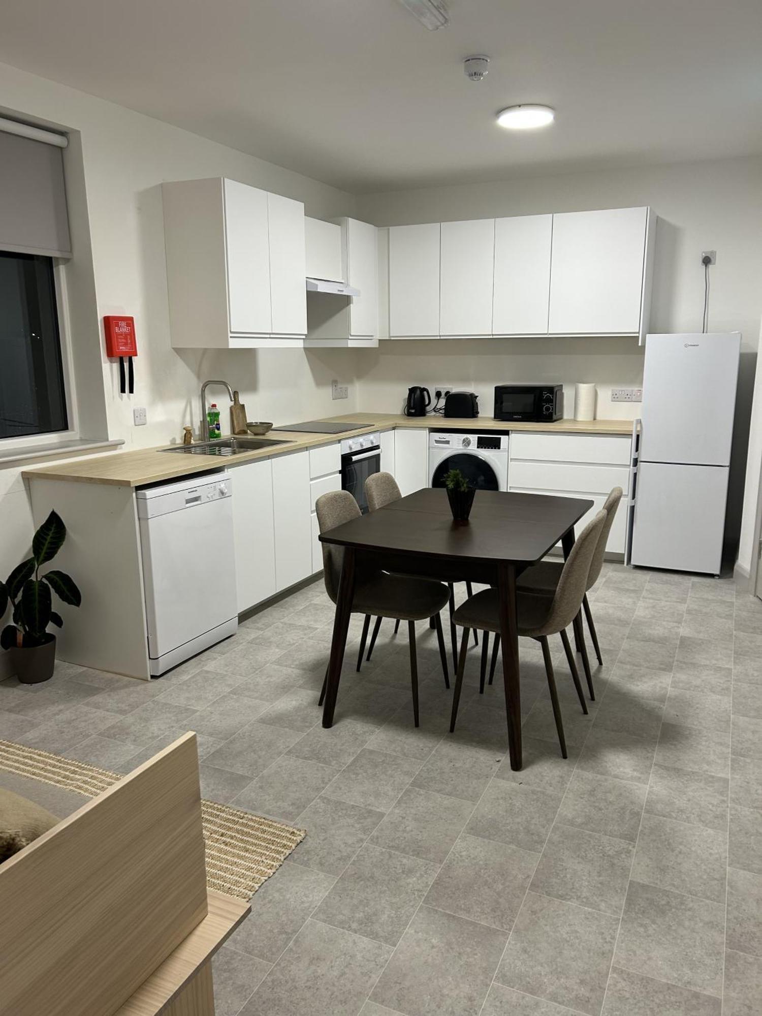 Iec Campus Apartment
